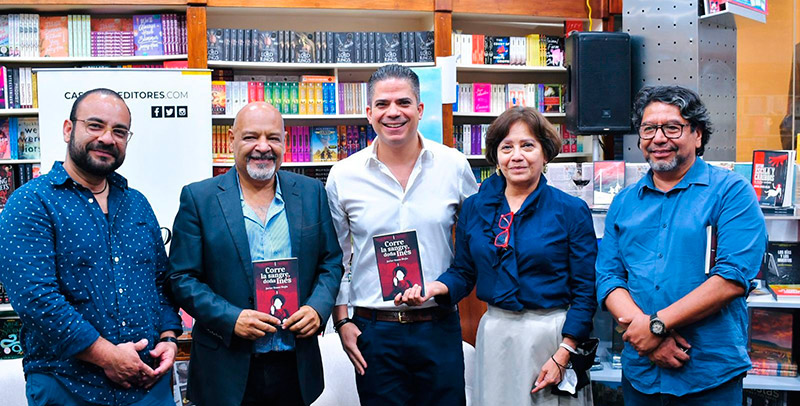 Óscar Estrada, Javier Suazo Mejía,
Alex Díaz Del Valle, Blanca Moreno y César Indiano.